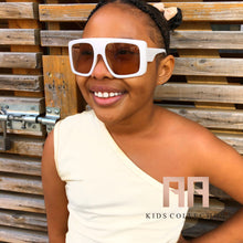 Load image into Gallery viewer, Luxe Sunglasses