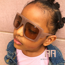 Load image into Gallery viewer, Luxe Sunglasses
