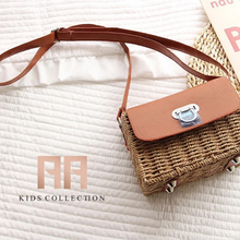 Load image into Gallery viewer, Le Raphia Bag
